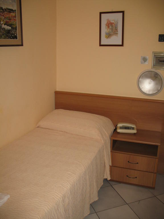 Albergo Paradiso Montecatini Terme Habitación foto